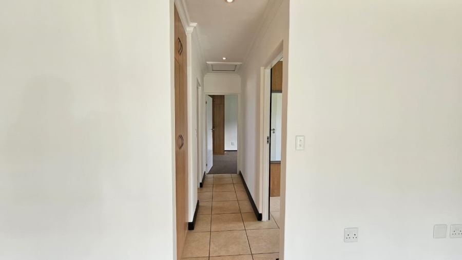 2 Bedroom Property for Sale in Blue Mountain Village Western Cape